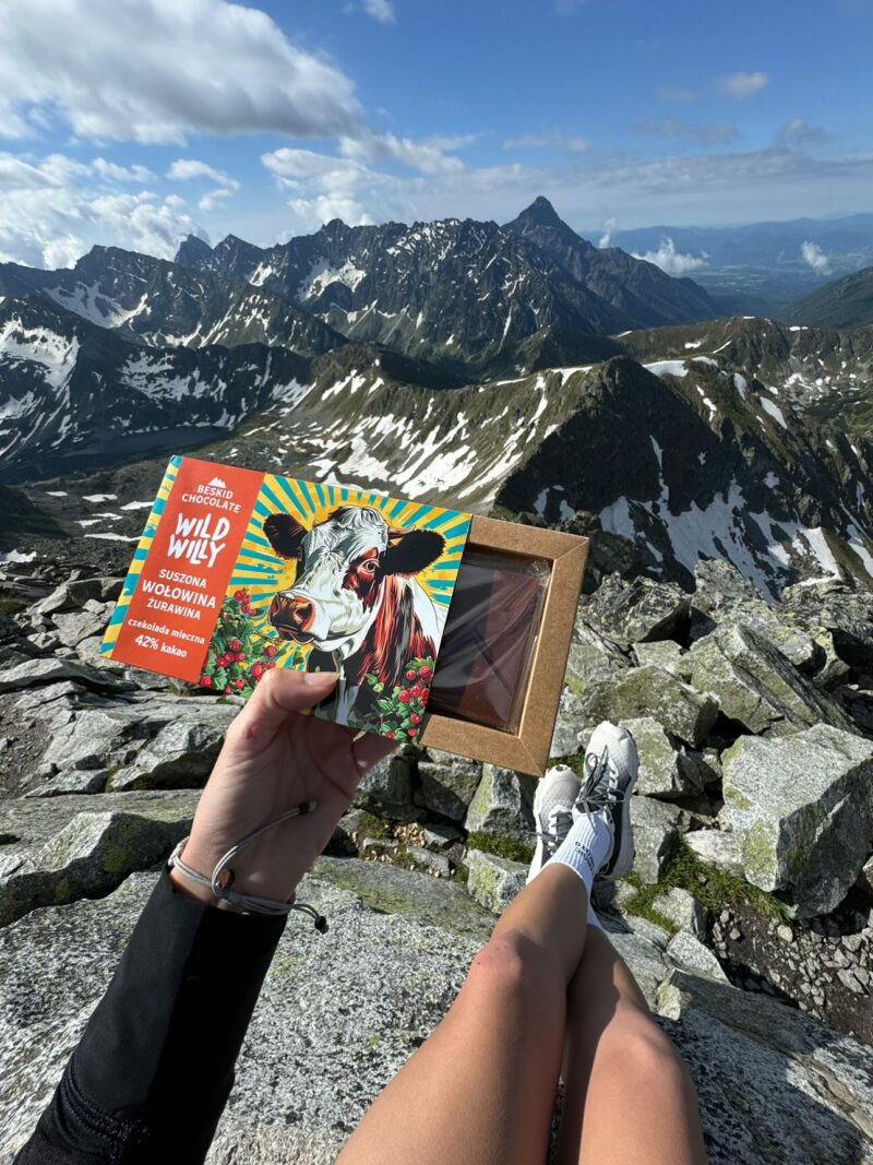 Czekolada mleczna 42% z wołowiną - żurawina Czekolada mleczna 42% z wołowiną - żurawina